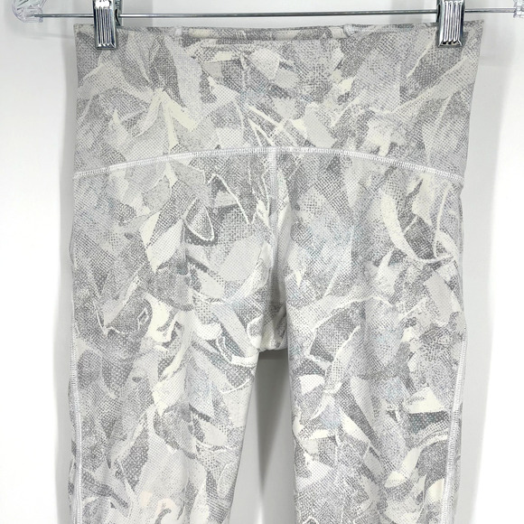 Lululemon Train Times 7/8 Pant 25" Jasmine White Size 4 - Picture 6 of 13